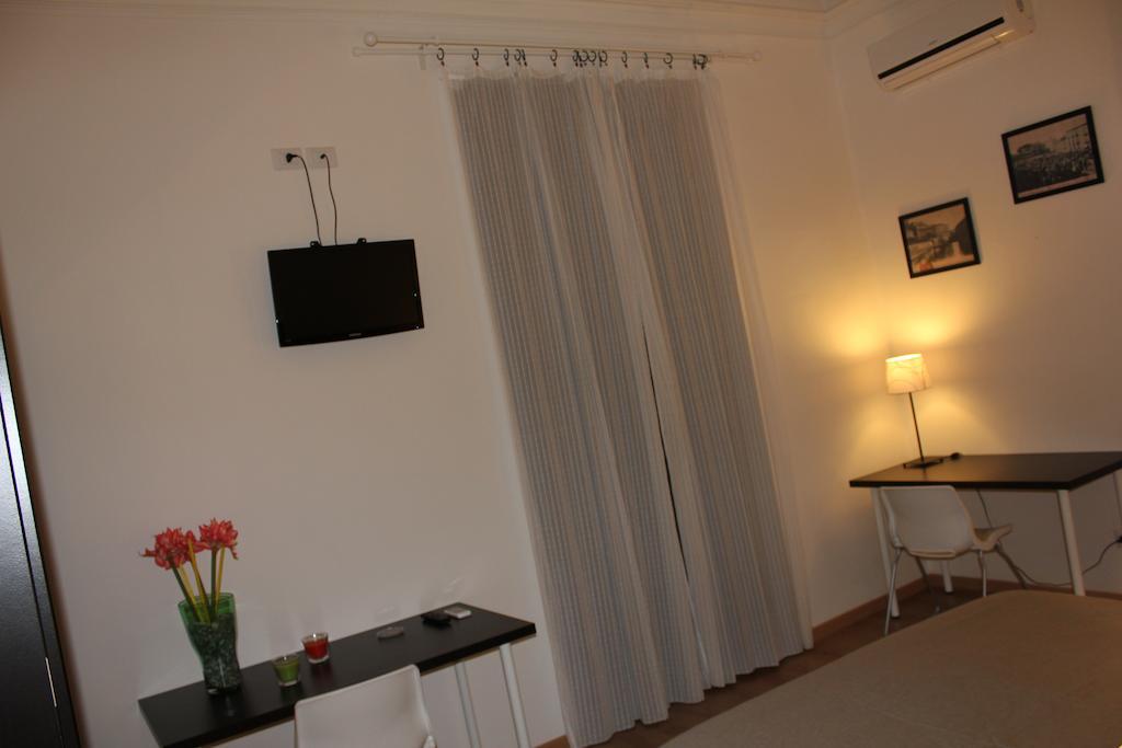 Giro B&B Catania Szoba fotó