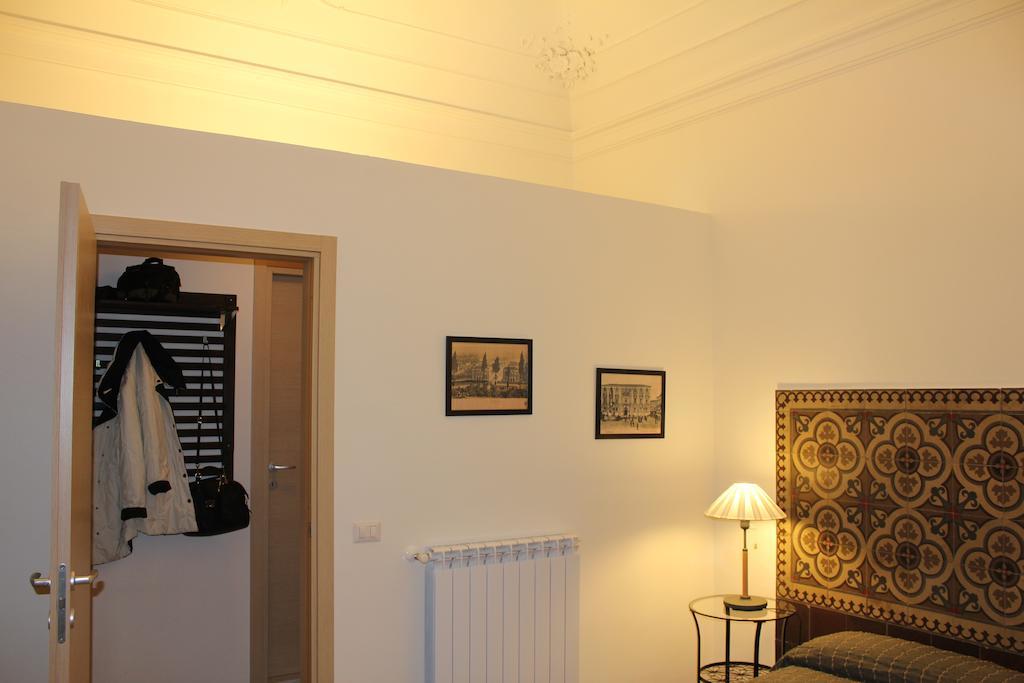 Giro B&B Catania Szoba fotó
